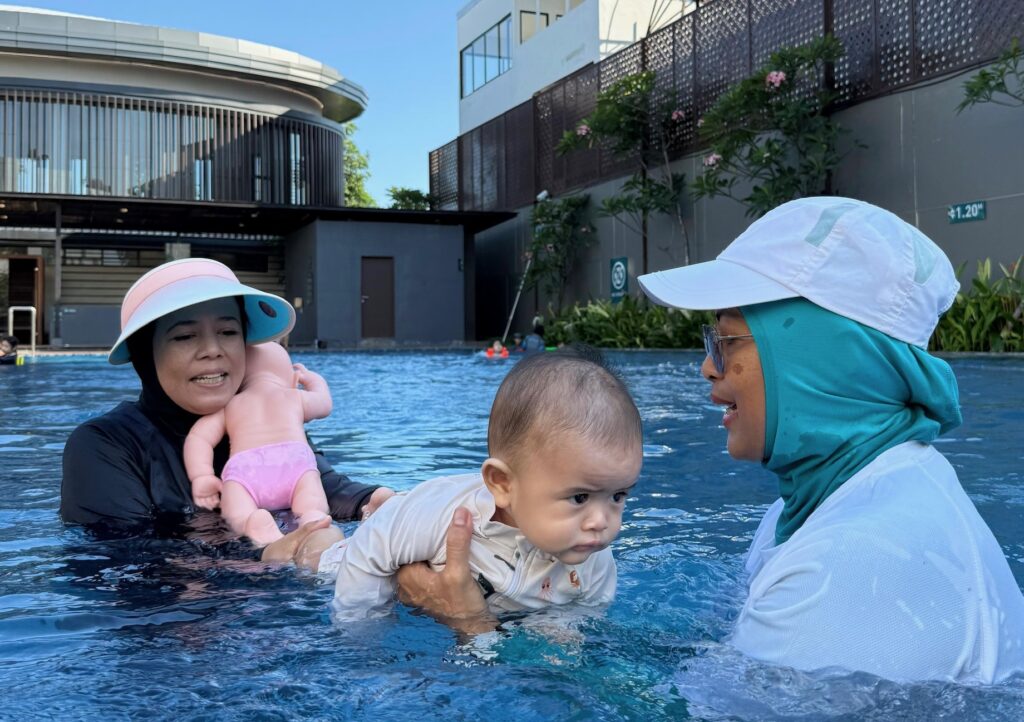 Menyelam Bersama Bayi, Kisah Jowvy Kumala Membangun Water Fox Swim School di Makassar