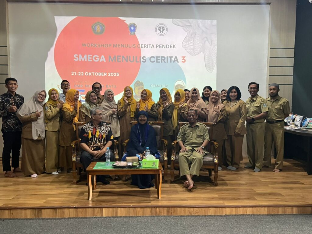 Menjaga Nyala Literasi dari Sekolah: SMKN 3 Batu dan HISKI Gelar Workshop Menulis Cerpen