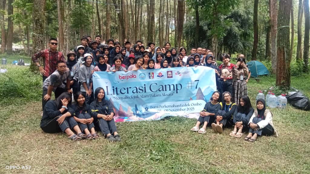 Kolaborasi Tiga Sekolah, Literasi Camp ke-7 Tingkatkan Wawasan Literasi