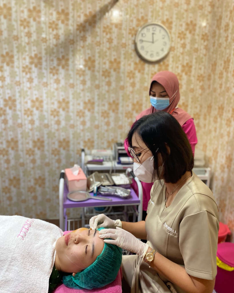 Snow Bubble Special Premium, Solusi Facial dari Aurell Skin Care