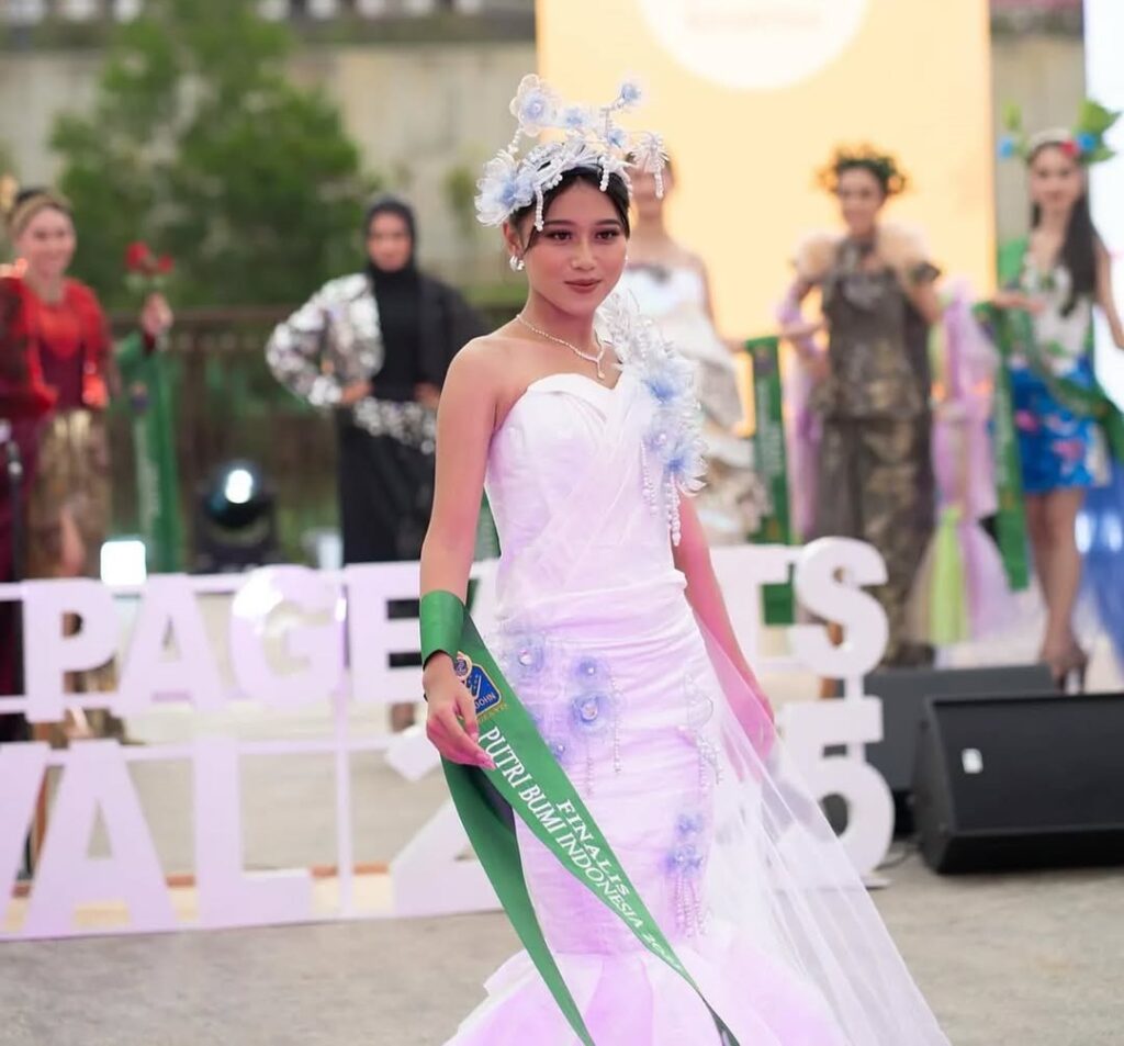 Jejak Kreatif Trianda Kurniawan dalam Fesyen Berkelanjutan