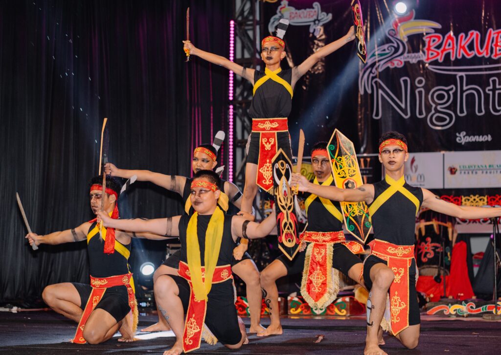 Rakhmat Agus Setiawan Teguhkan Peran Tari Tradisional Lewat Bakuba Night Art