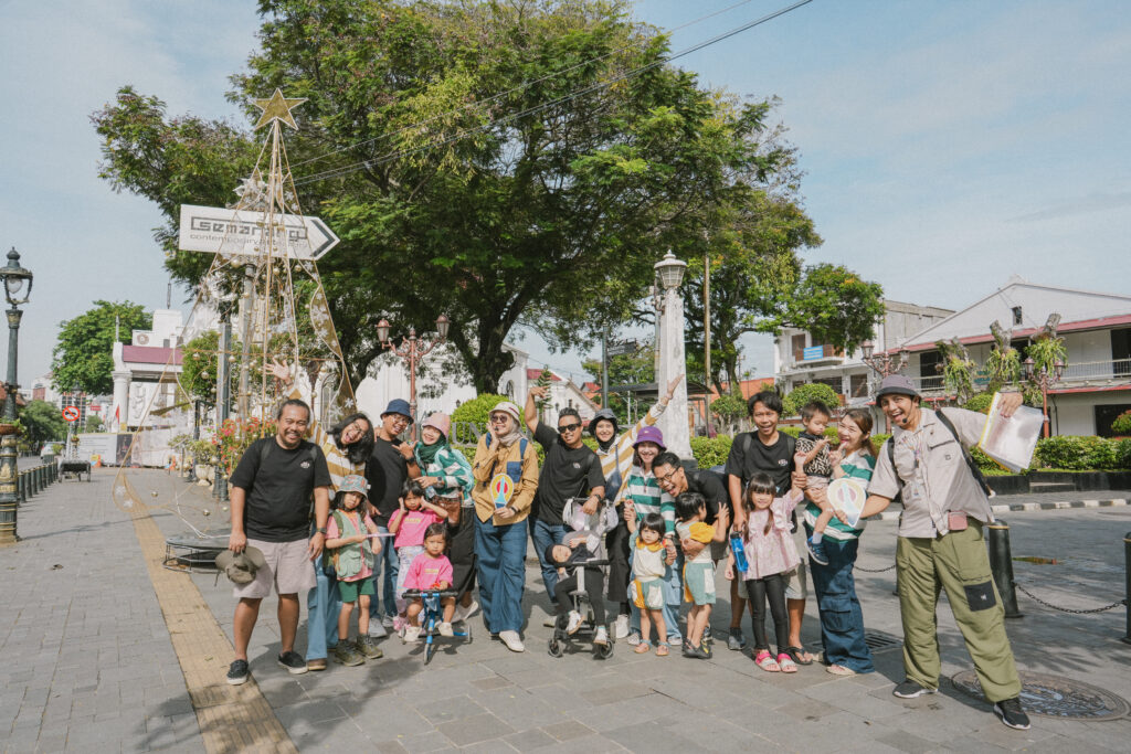 Bersukaria Angkat Heritage Lewat Walking Tour Inklusif