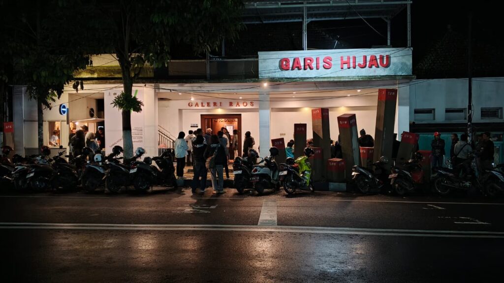 Pameran “Garis Hijau” di Galeri Raos Angkat Isu Hubungan Manusia dan Alam Kota Batu