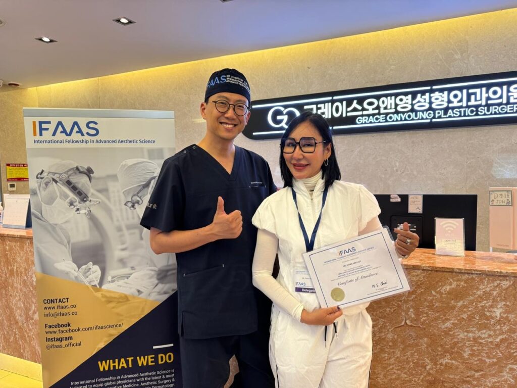 Di Balik Tren Glowing, Mengembalikan Perawatan Kulit ke Akar Medis