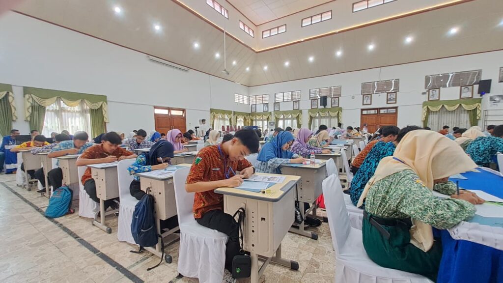 Smart Competition SMAN 2 Malang Sasar Bibit Unggul OSN