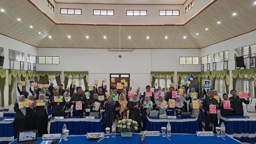 SMAN 2 Kota Malang Perkuat Kompetensi Guru Lewat Bimtek Pembelajaran Mendalam di Era Digital